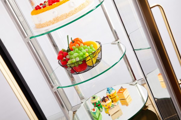Rotating Cake Display Fridge