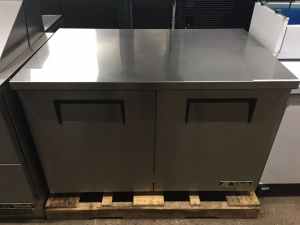 Commercial Commercial New True Double Door Undercounter Freezer EZ58