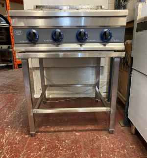 LPG Gas Cooker With Stainless Steel Stand